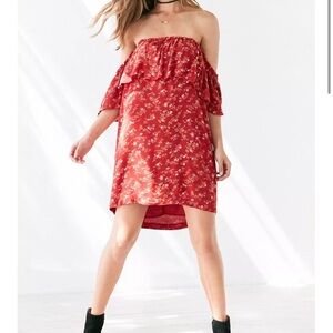 NWT Urban Outfitters Red Rafine Off-Shoulder Red Floral Ruffle Dress S